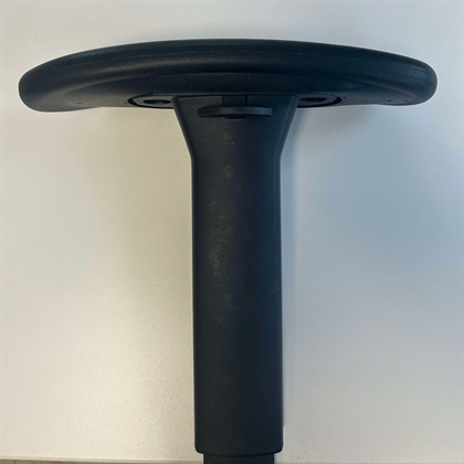 Brawler armrest